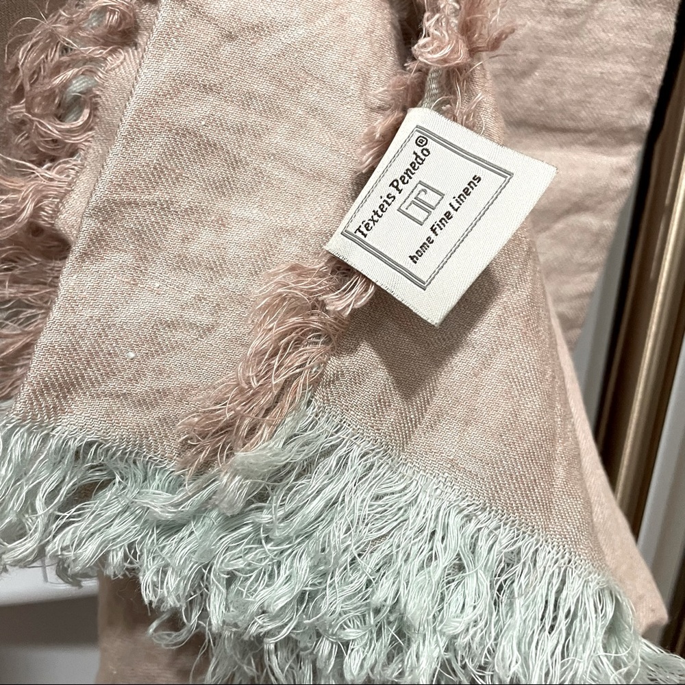 TEXTES PENESO S. A. Made in Portugal 49”X 70” 100% LINEN Tablecloth